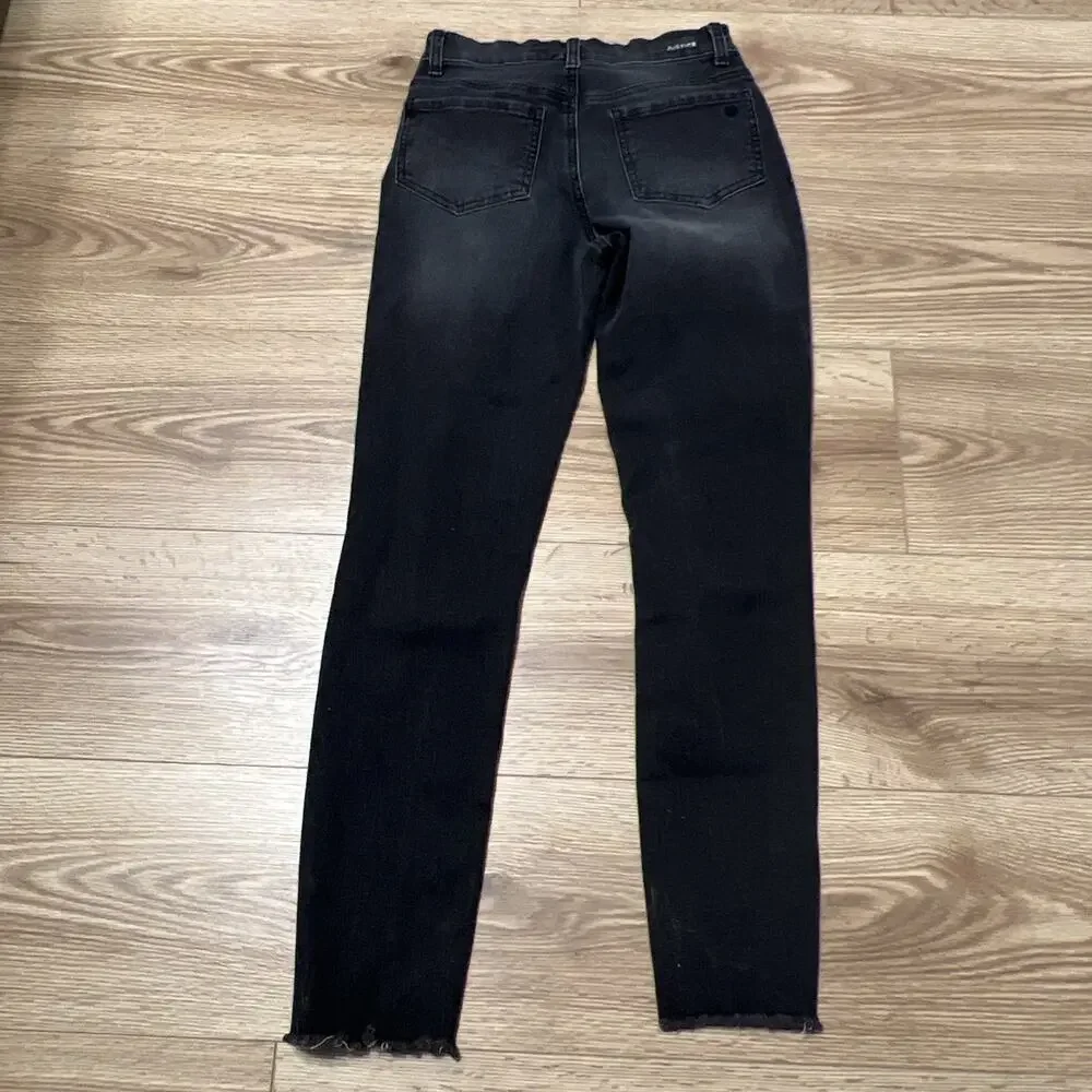 Justice Girl’s Black Washed Distressed Slim Ankle Length Jeans Size 14 (A32)